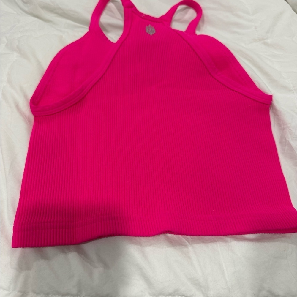 FREE PEOPLE MOVEMENT Happiness Runs Crop Tank IN IN HOT PINK - Picture 9 of 14